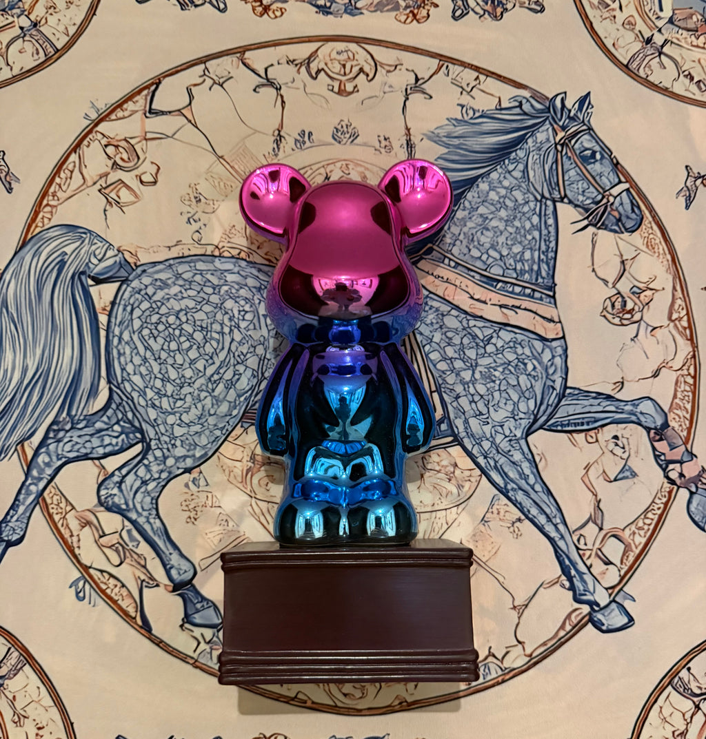Royal Echo Bear